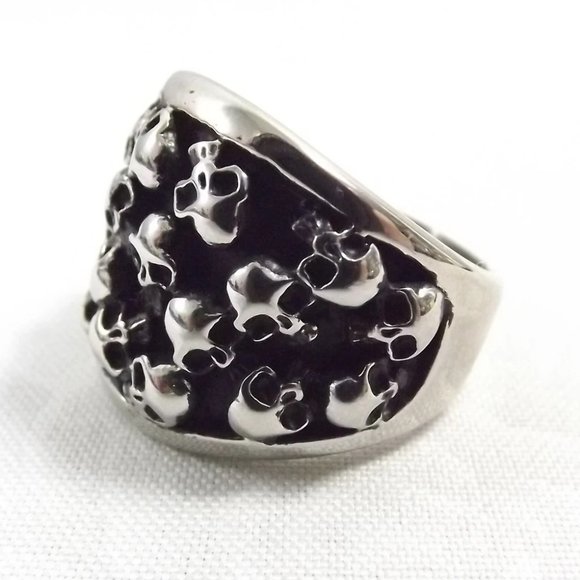 Plus Size Stainless Steel Human Skulls Statement Ring, Size 12.75 - Picture 4 of 10